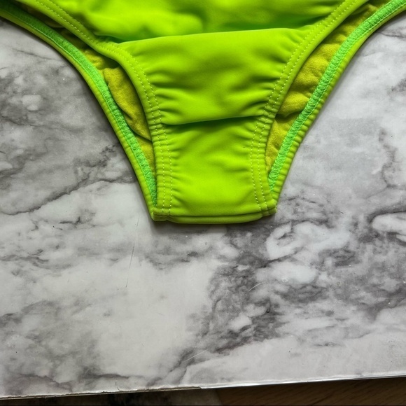 ❤️ Poko Pano Lycra Side Ruched Bikini Bottom - Picture 2 of 10